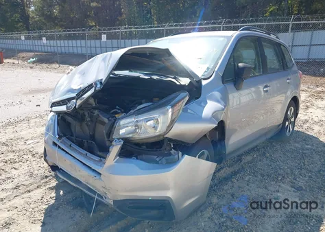 2017 Subaru Forester 2.5I z USA, uszkodzony, nr VIN JF2SJABC4HH506772